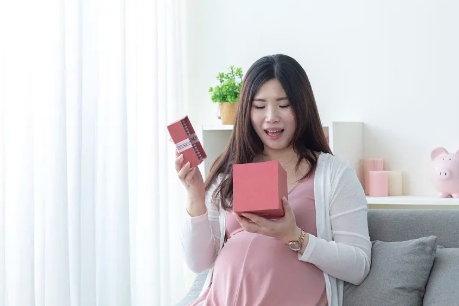 孕妇吃什么对胎儿头发好.jpg