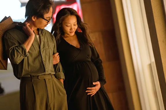 验孕棒上面一深一浅一定就是男宝还是女宝吗.jpg