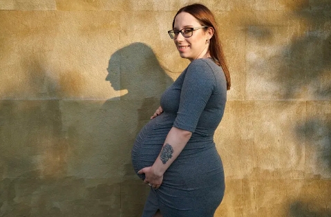 怎么判断自己怀的是男宝还是女宝.jpg