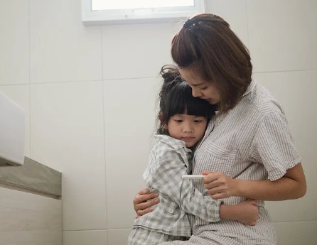 孕早期闻油烟会导致胎儿畸形吗.jpg